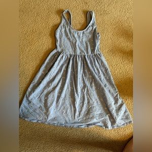 Dip lite blue with white flowers above the knees dresse